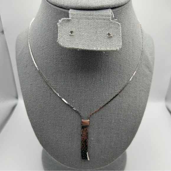 Vintage Avon Silver Tone Tassel Necklace 16 Inches - Picture 1 of 8